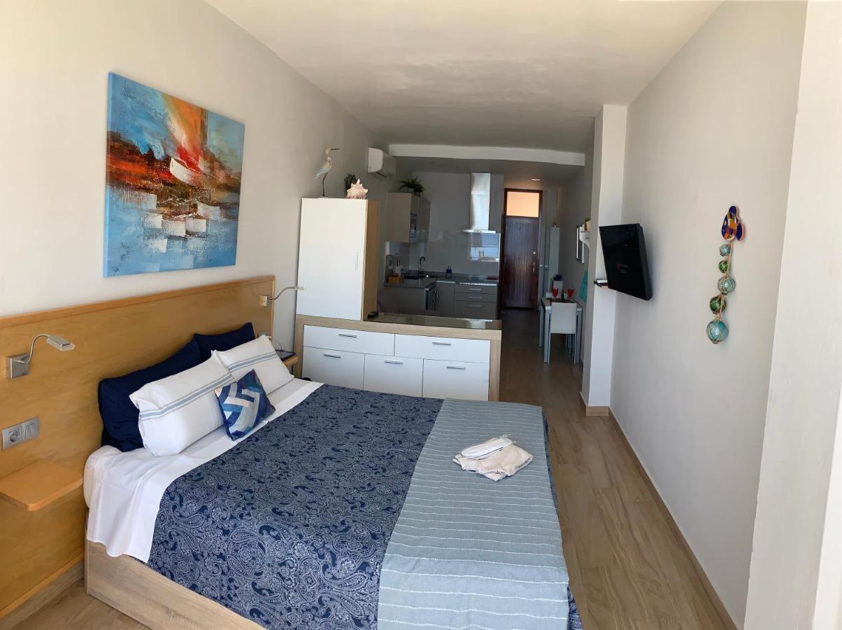 Touch The Sea Apartment Sardina ภายนอก รูปภาพ